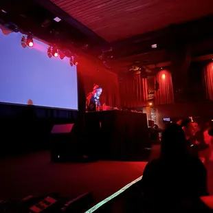 Dj opener for the main show