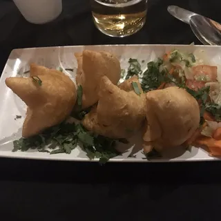Vegetable Samosa