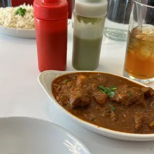 Lamb LAMB OR BEEF VINDALOO