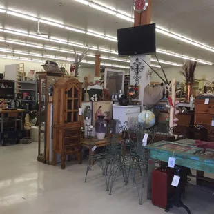 Great place to treasure hunt!