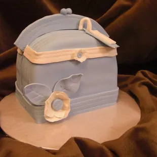 Jackie purse cake