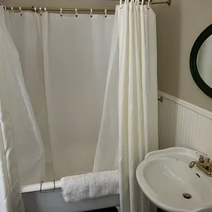 Cute bathroom, tub, and shower
