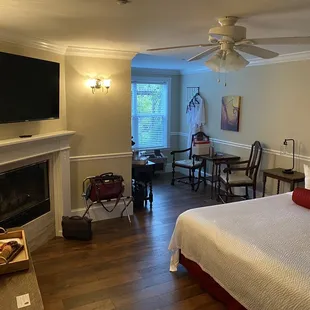 Room seven, very pleasant environment.