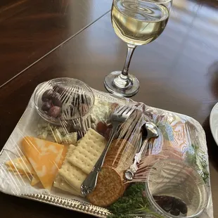 Wine and cheese at arrival.