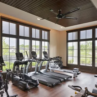 Our fitness center has lake views, plenty of light, and just the right amount of options to get your favorite workout in.