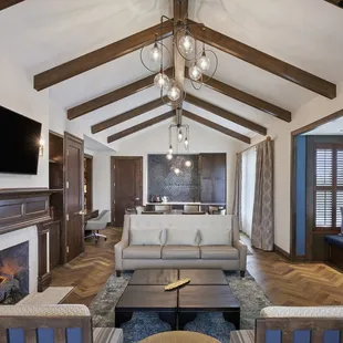 Our 1,400 square feet of space to unwind in our Grand Suites.