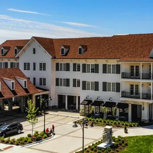 The Inn at Meadowbrook is located next to Meadowbrook Park, in Prairie Village, Kansas.
