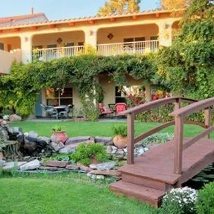 The Inn At Paradise