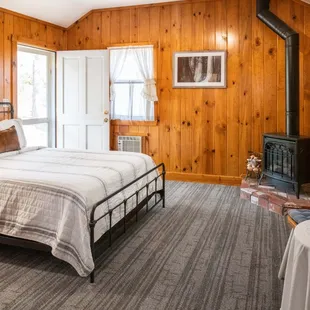 Deluxe Cottage 3