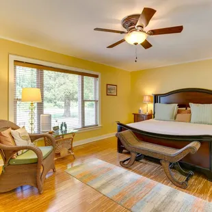 The East River Suite boasts a king size bed, sitting room, jacuzzi tub, private waterfront patio with gas firepit and grill