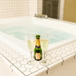 Romantic Room Hot Tub