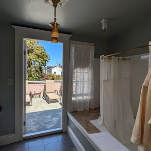 Room 44 with a nice balcony and jetted tub