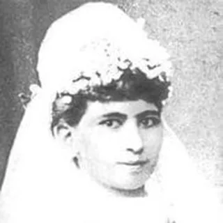 Sara B.