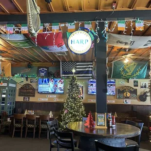 Seating area - awesome decor