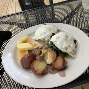 Eggs Benedict