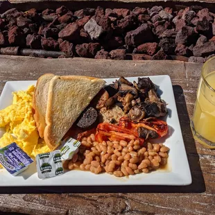 Irish breakfast with white bread (i had ordered a biscuit but they ran out)