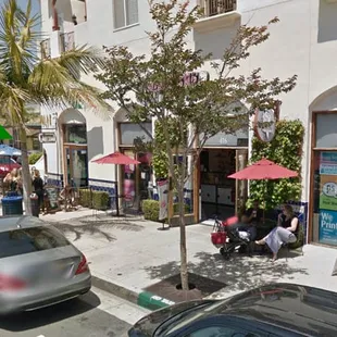 Located on Olive Ave just north of main street next to Cold Stone and the UPS Store