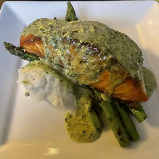 Pesto Salmon*