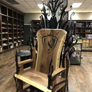 The Iron Lion Throne!