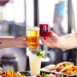 drink, burgers