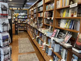 Duck's Cottage Coffee & Books