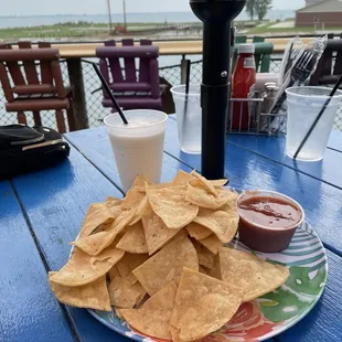 Chips and salsa