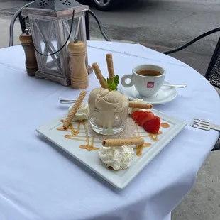 Carmel cookie gelato w/ espresso. Delish!!