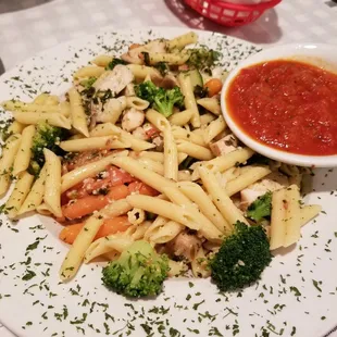 pasta dish, pasta, food
