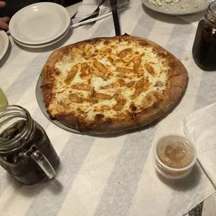 Buffalo Chicken 14&apos; pizza