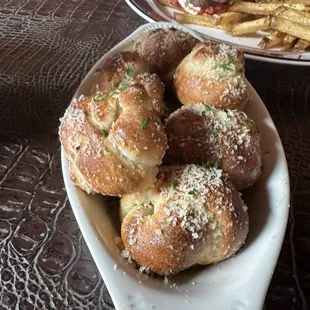 Garlic Knots