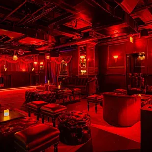 Downstairs in Ploume