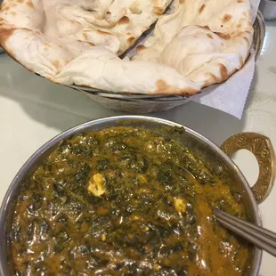 Palak paneer