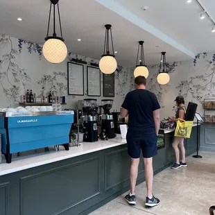 Front ordering spot