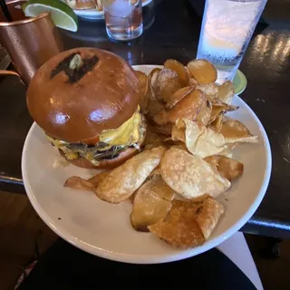 BLACK ANGUS BURGER