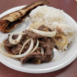 Bistek &amp; Onions w/ Rice (Fried Whiting: extra)