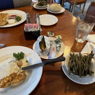 Scandinavian chicken stuffed with crabmeat and Rockfish with crabmeat.