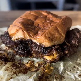 Oxtail burger 20/10 deliciousness