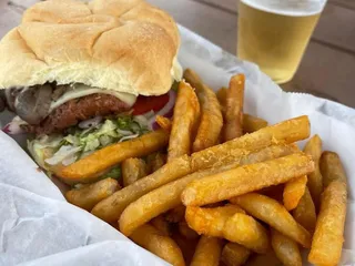 Dano’s Lakeside Pub