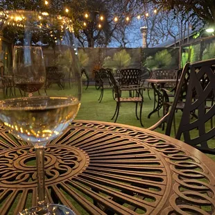 Great spot in King William.