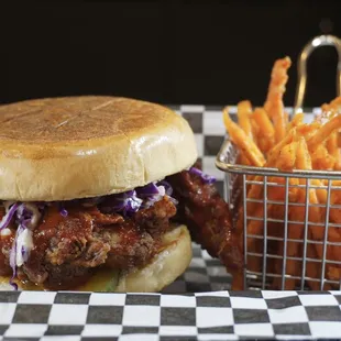 Fried Chicken Sandwich (Buffalo Flavor)