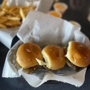 Cheeseburger sliders