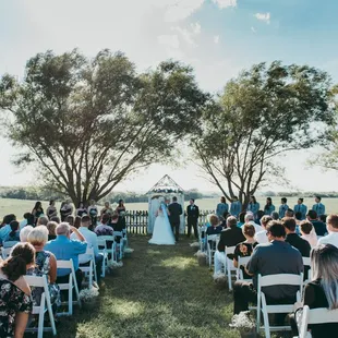 The property is full of beautiful ceremony locations!