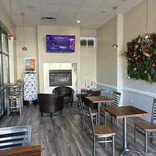 Remote work area with seating