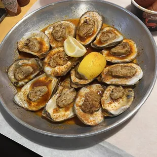 Low country bowl and steamed oysters