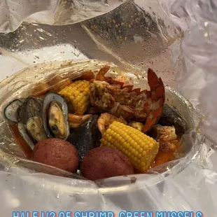 1/2 lbs shrimp 1/2 lbs green mussel 1 lobster tail (Cajun Mild)