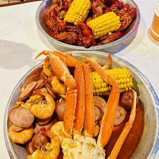 2 pound Crawfish and Low country boil (1/2 pound crab leg, 1/2 pound sausage, half pound shrimp w/ potatoes and corn on the cob)
