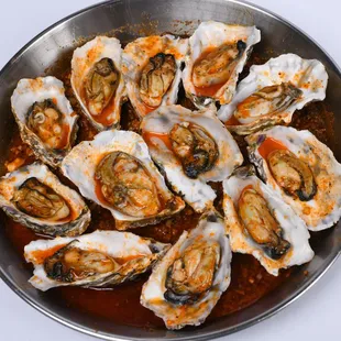 a plate of oysters