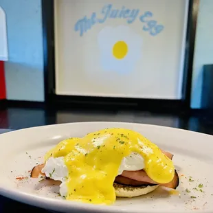 Eggs Benedict