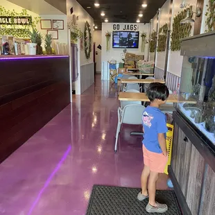 Cool fish tank and plenty of indoor seating