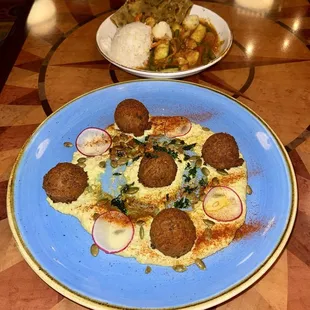 Falafel and hummus - yum!!!